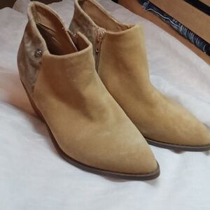 Yellowbox cheetah ankle boots size 7.5